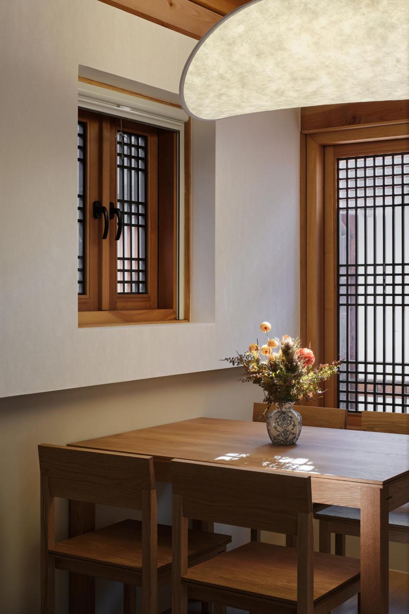 The Korean Traditional Hanok In Downtown Seoul For Convenient Public Transportation - Seoul Ari Esterno foto