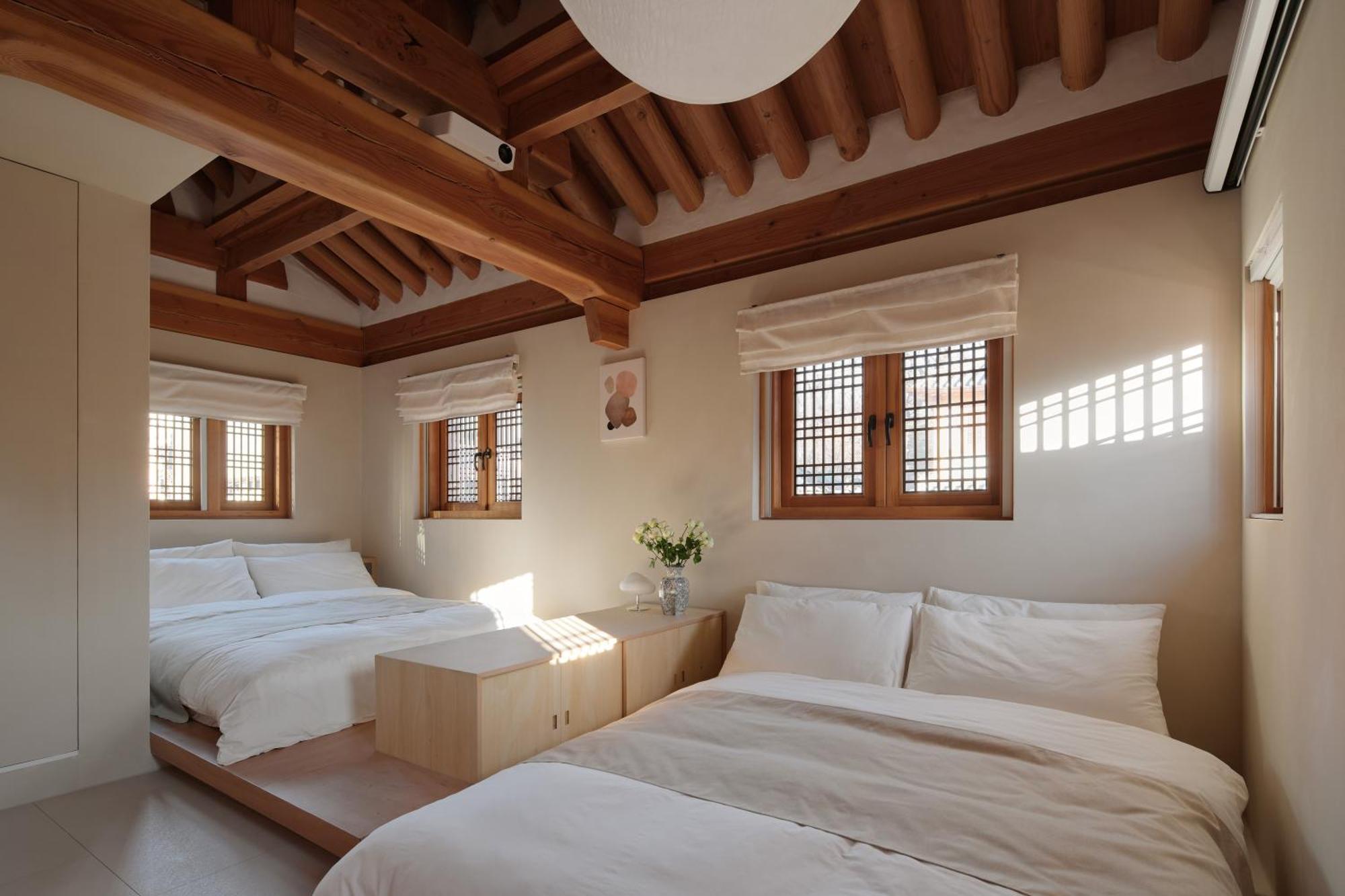 The Korean Traditional Hanok In Downtown Seoul For Convenient Public Transportation - Seoul Ari Esterno foto